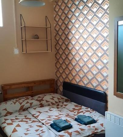 Csenge Apartman Keszthely Exterior foto